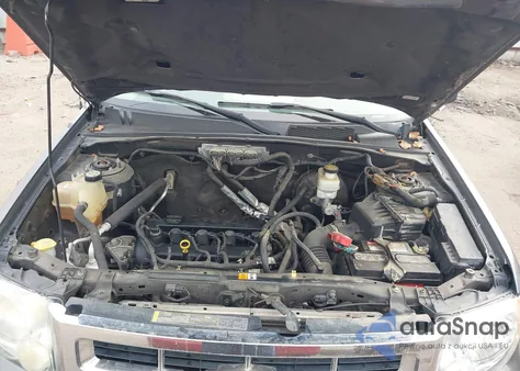 2010 Ford Escape Xlt из США, поврежденный, VIN 1FMCU0D79AKA70266